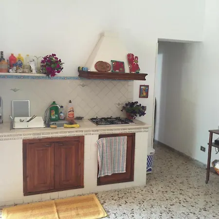 Apartment Only 50 Mt Far From The Beach A