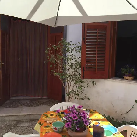 Apartment Only 50 Mt Far From The Beach A San Vito Lo Capo
